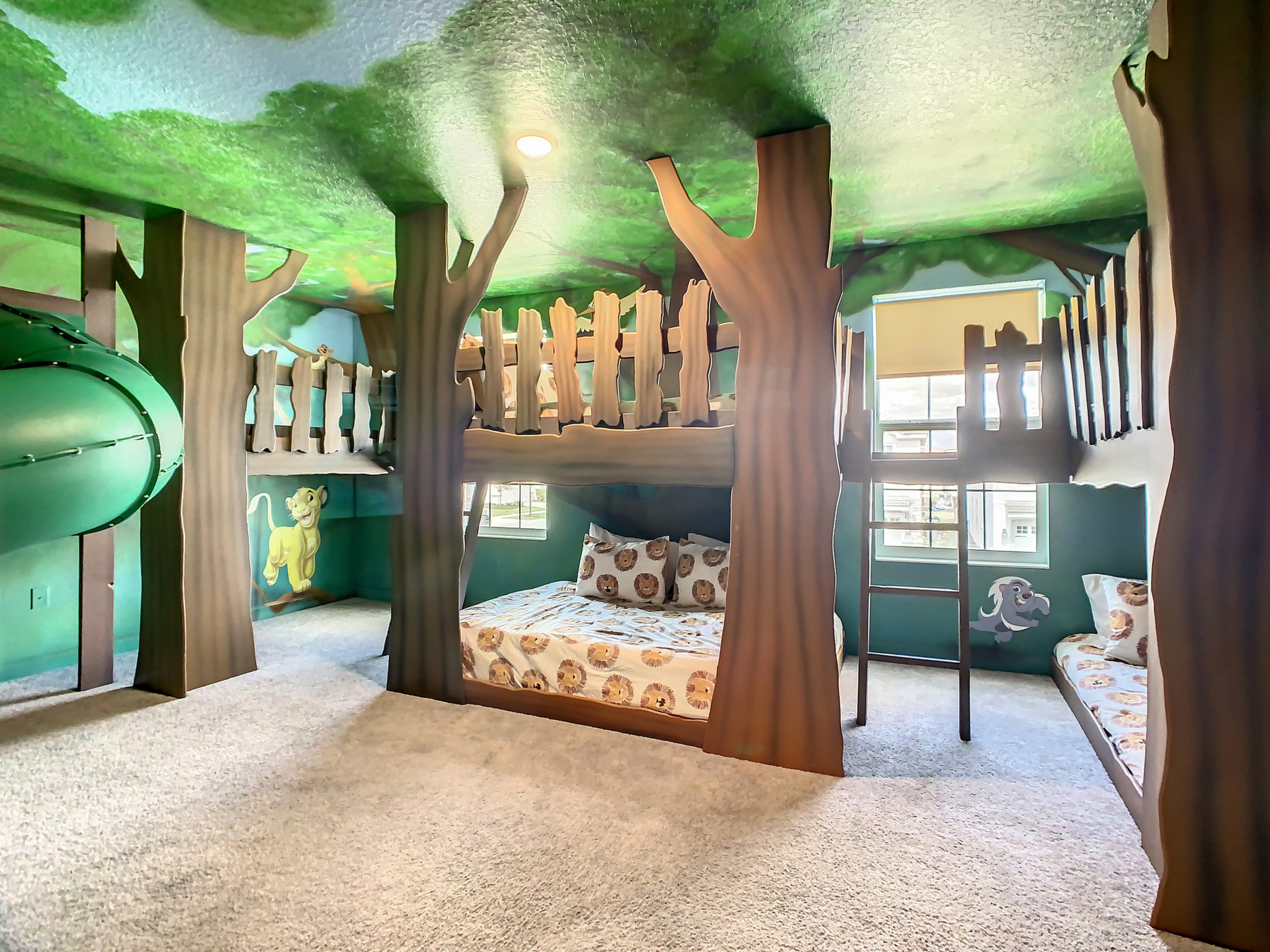 Luxury 9 Bed-10 min to Disney w/Game & Theme Rooms