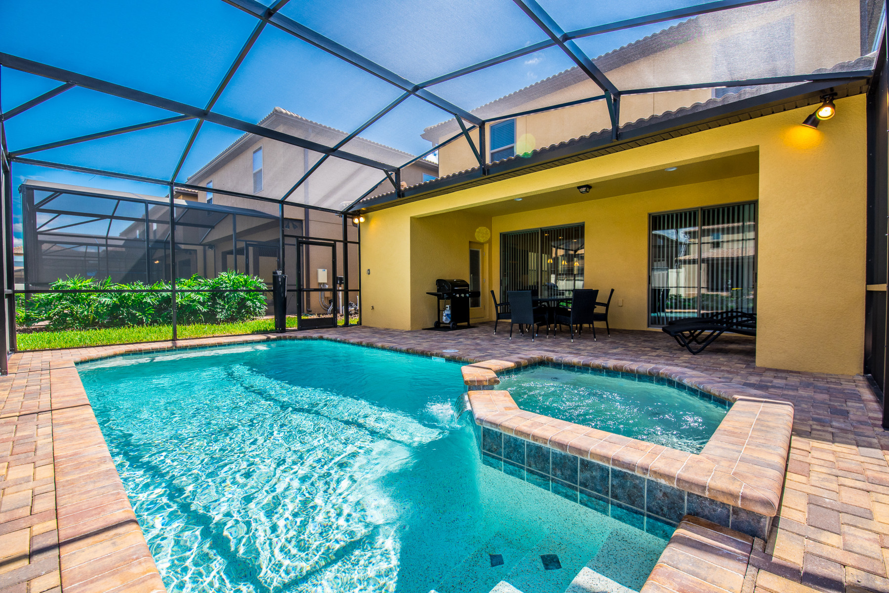 Casiola vacation homes with private pool.