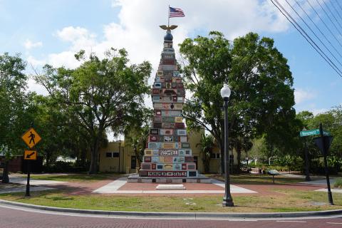 Monument of States on a beautiful day in Downtown Kissimmee.