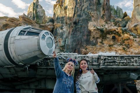 Ashley Eckstein and Jen Bonner at Star Wars: Galaxy's Edge at Disney's Hollywood Studios.