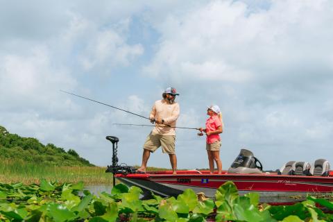 Fishing on Lake Toho