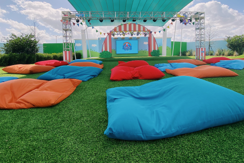 Peppa Pig Theme Park offers many places to relax in between play