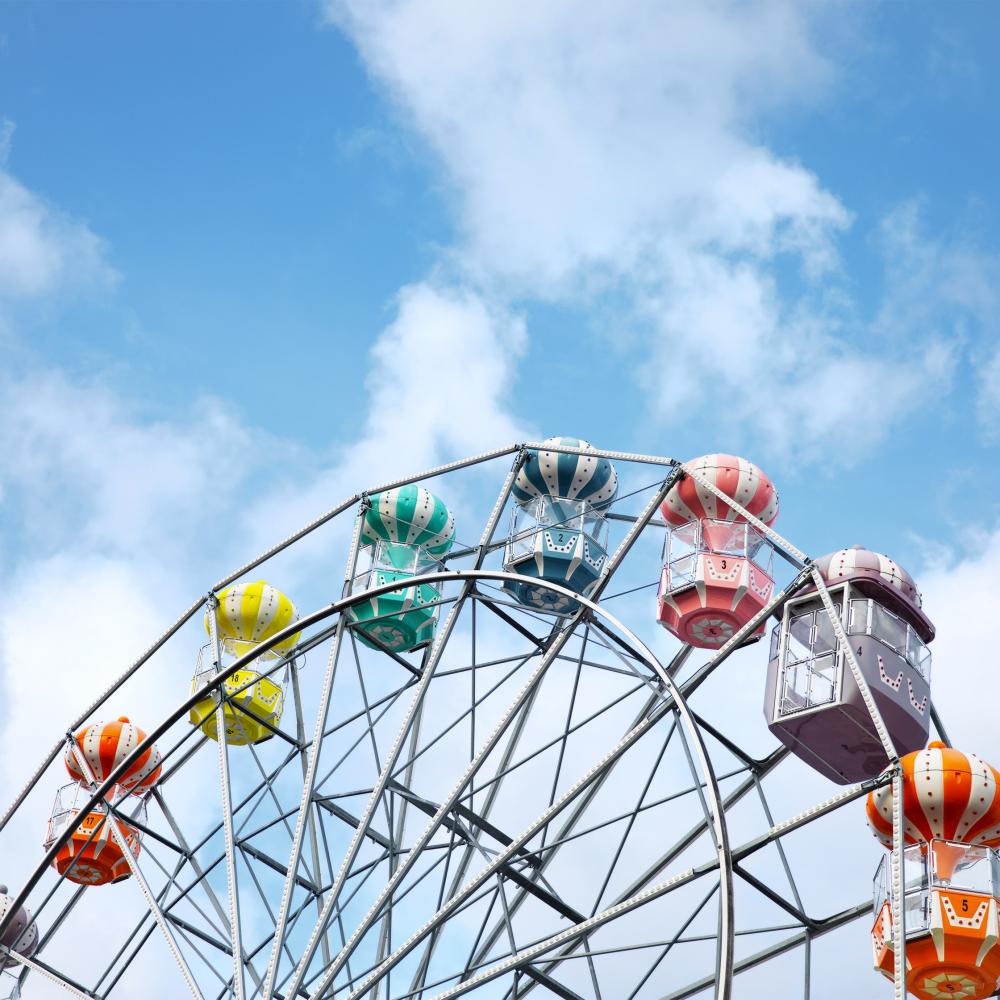 The Ferris Wheel at Old Town Entertainment District on a beautiful cloud free day