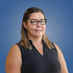 Alma de Villa Headshot 24