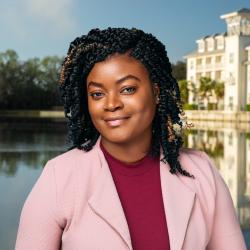 Ruth Ann Spence Johnson Headshot 25