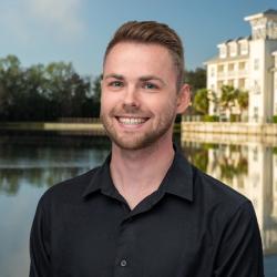 Ryan Jones Headshot 25