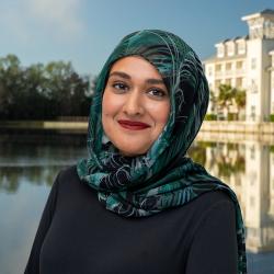 Sarah Siddiqui Headshot 25