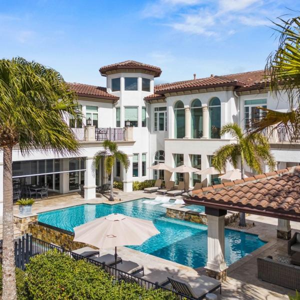 Reunion Resort Rentals