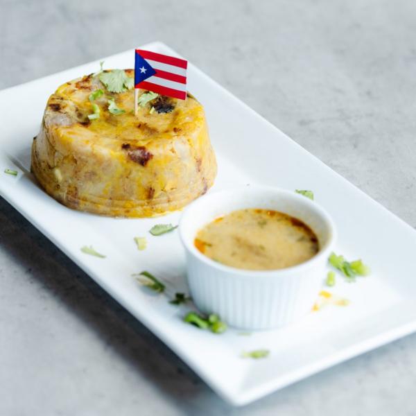 Plate of trifongo