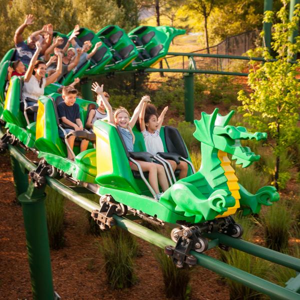Dragon rollercoaster at LEGOLAND Florida